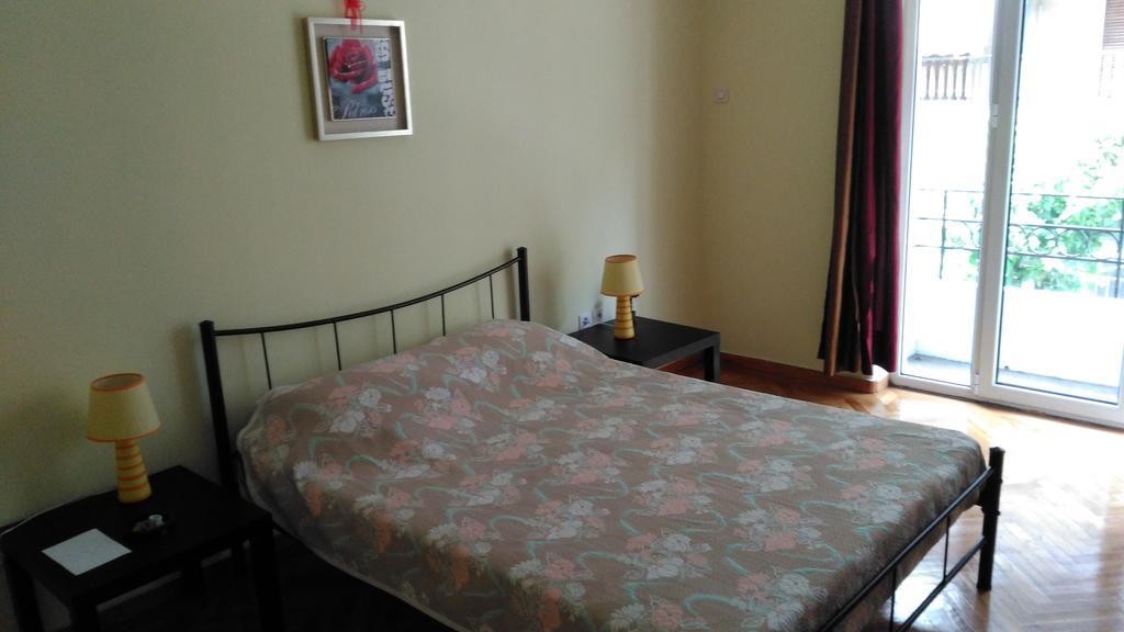 The Dionysos Inn Атина Екстериор снимка